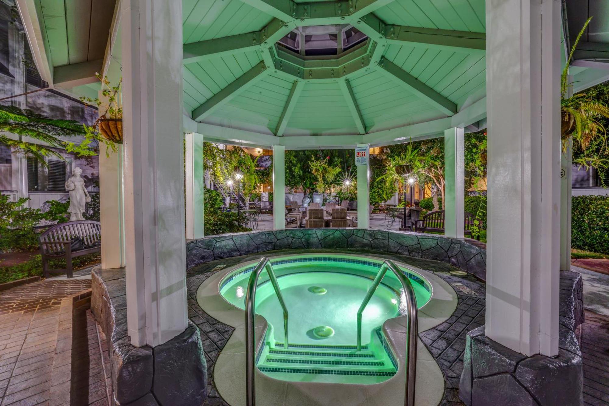 Sonoma Valley Inn, Tapestry Collection By Hilton Exterior photo